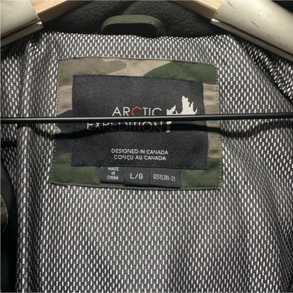 Arctic Expedition Camo Puffer Jacket Hooded - Men's Size L - Picture 2 of 9